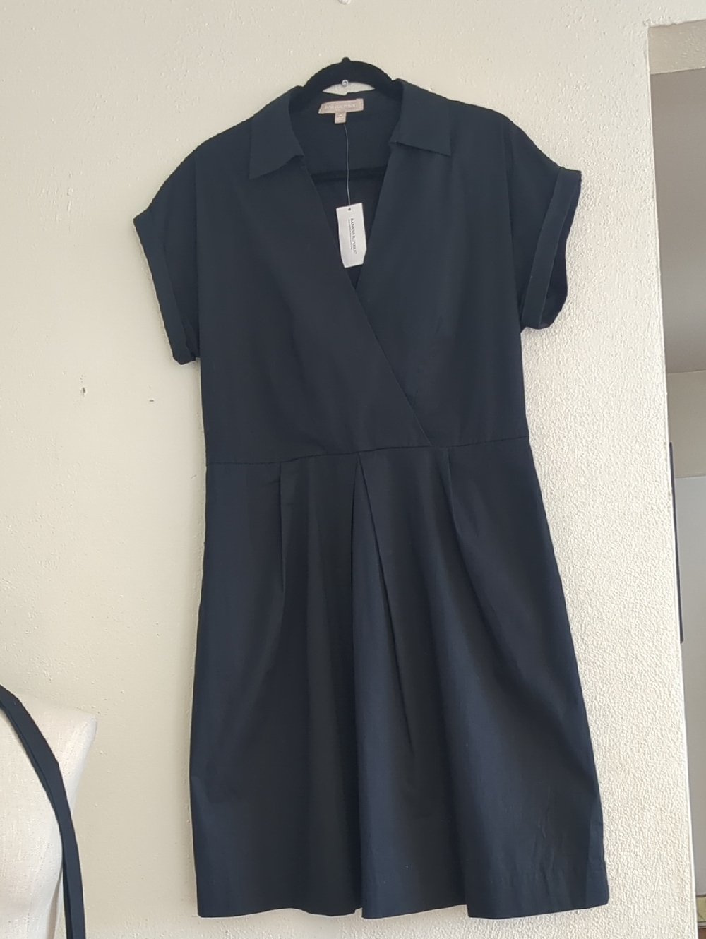 Banana Republic Black Short-Sleeve Wrap-Style Dress